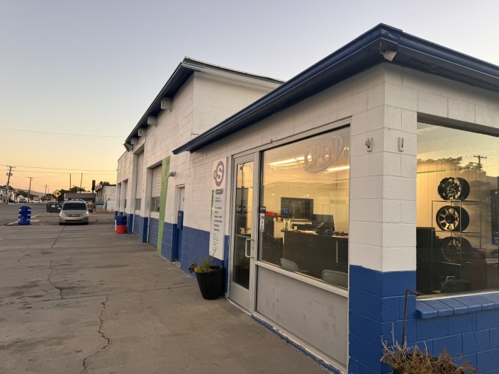 Darrell's Point S Tire and Auto Service